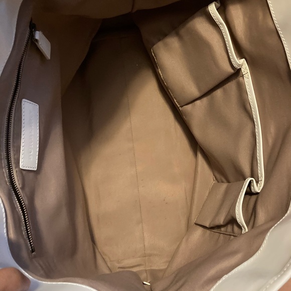 💯 Authentic white Burberry Stars limited edition - Picture 10 of 12